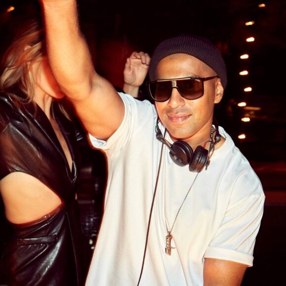 Carrera 1056/S 080S 9O Aviator Sunglasses - Black/Grey - Picture 3 of 9